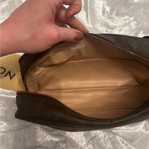 Louis Vuitton Trousse 28 - Picture 5 of 8